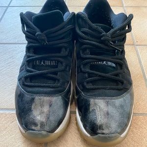 AIR JORDAN 11 RETRO LOW "BARONS" Size 11